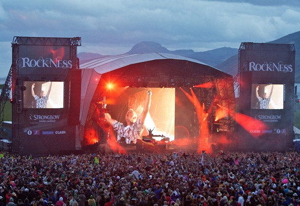 RockNess Crowd 1 thumb - Additional Announcements for Rockness 2012