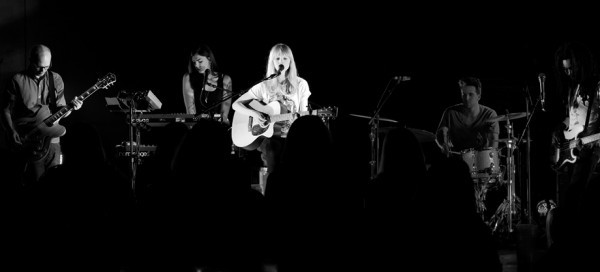 Lucy Rose 9 600x272 - Lucy Rose - An Unusual Evening