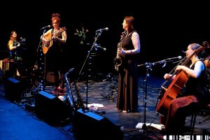 We need to talk about Genre. Dorec a belle 2 300x200 - We need to talk about Genre.