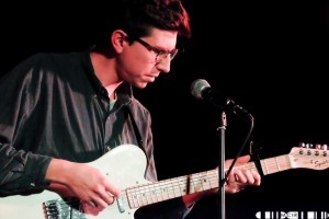 Compare and Contrast Quarterbacks 7 300x200 - Compare and Contrast