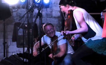 Blazin Fiddles Brew at the Bog 2016 – Pictures Blazin Fiddles at Brew at the Bog 2016