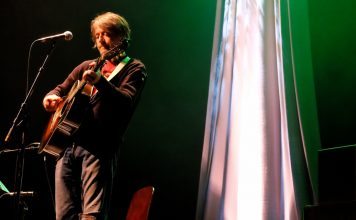 Attention Grabbing King Creosote at Eden Court 1/7/2016