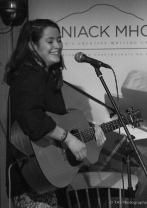 Kathryn Williams, Roddy Woomble and Rachel Sermanni 23:2:17, at Abriachan Village Hall