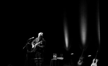 Lloyd Cole, 6/4/17 – Review Lloyd Cole at Eden Court, Inverness