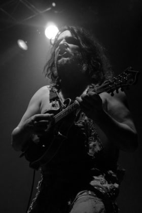 Hayseed Dixie, 29/4/2017 - Images Hayseed Dixie at Ironworks Inverness on the 29th of April 2017. 4293 280x420 - Hayseed Dixie, 29/4/2017 - Images