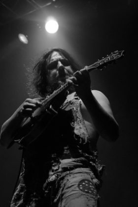 Hayseed Dixie, 29/4/2017 - Images Hayseed Dixie at Ironworks Inverness on the 29th of April 2017. 4295 280x420 - Hayseed Dixie, 29/4/2017 - Images