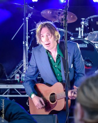 Justin Currie and The Pallbearers at the Northern Roots Festival 2017