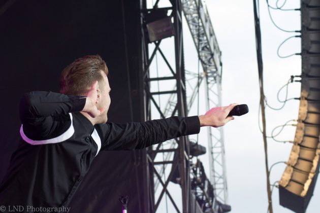 Olly Murs at Bught Park Inverness on the 22nd of July 2017 4 630x420 - Olly Murs, 22/7/2017 - Images