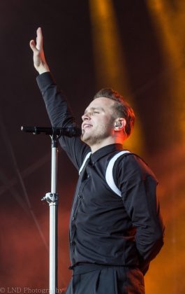 Olly Murs at Bught Park Inverness on the 22nd of July 2017 45 265x420 - Olly Murs, 22/7/2017 - Images