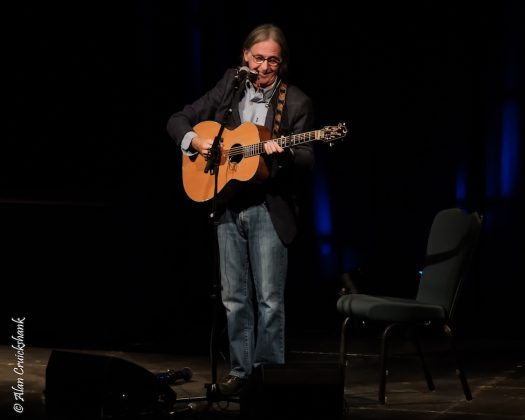 Dougie MacLean, 12/10/2017 Strathpeffer Pavilion