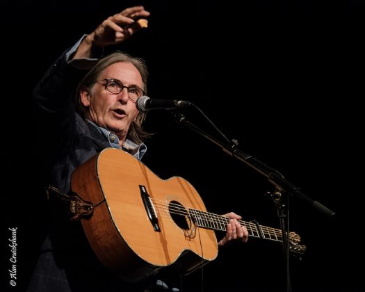 Dougie MacLean, 12/10/2017 Strathpeffer Pavilion
