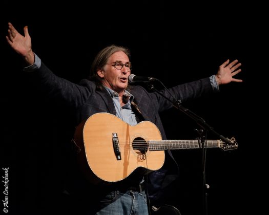 Dougie MacLean, 12/10/2017 Strathpeffer Pavilion