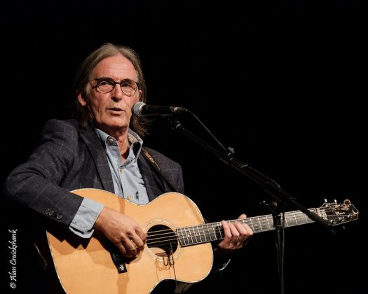 Dougie MacLean, 12/10/2017 Strathpeffer Pavilion