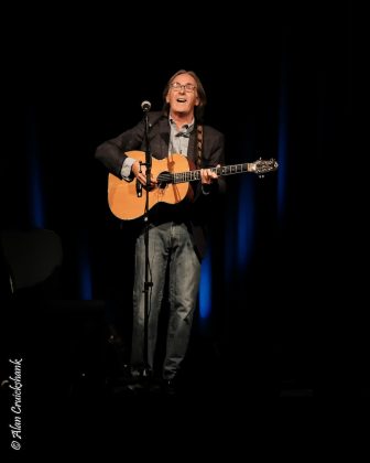 Dougie MacLean, 12/10/2017 Strathpeffer Pavilion