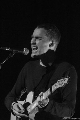 Adam Holmes The Embers 17112017 2 280x420 - LIVE REVIEW - Adam Holmes & The Embers, 17/11/2017