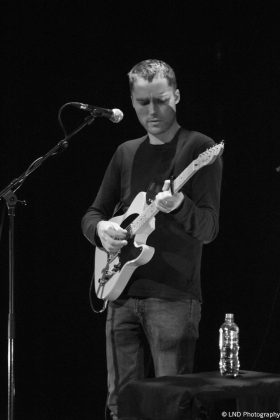 Adam Holmes The Embers 17112017 band bw 280x420 - LIVE REVIEW - Adam Holmes & The Embers, 17/11/2017