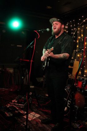 Peter Bacon at Mad Hatters Inverness, 24:11:2017