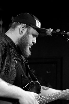 Peter Bacon at Mad Hatters Inverness, 24:11:2017