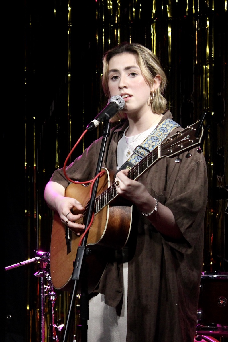 Katie Gregson MacLeod8at Mad Hatters Inverness 172022  - LIVE REVIEW - Michael Cassidy, 1/7/2022